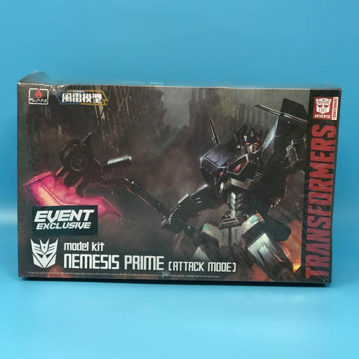 GARAGE SALE - Flame Toys Transformers - 01 Nemesis Prime (Attack Mode) Furai Model Kit (2018 NYCC Exclusive) - Sure Thing Toys