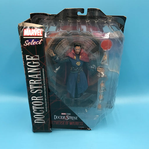 GARAGE SALE - Diamond Select Toys Marvel Gallery: Avengers Infinity War Movie Doctor Strange PVC Diorama Figure - Sure Thing Toys
