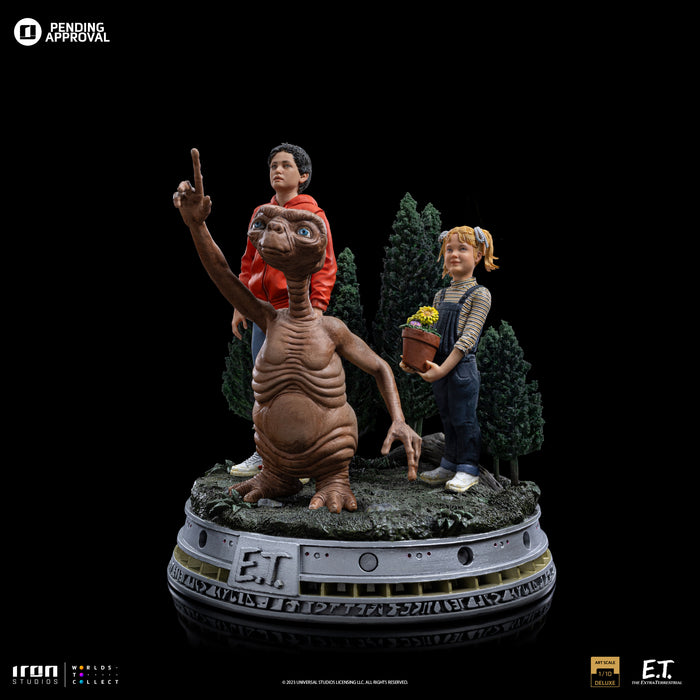 Iron Studios BDS Art Scale: E.T. - Elliot and Gertie Deluxe 1/10 Statue - Sure Thing Toys