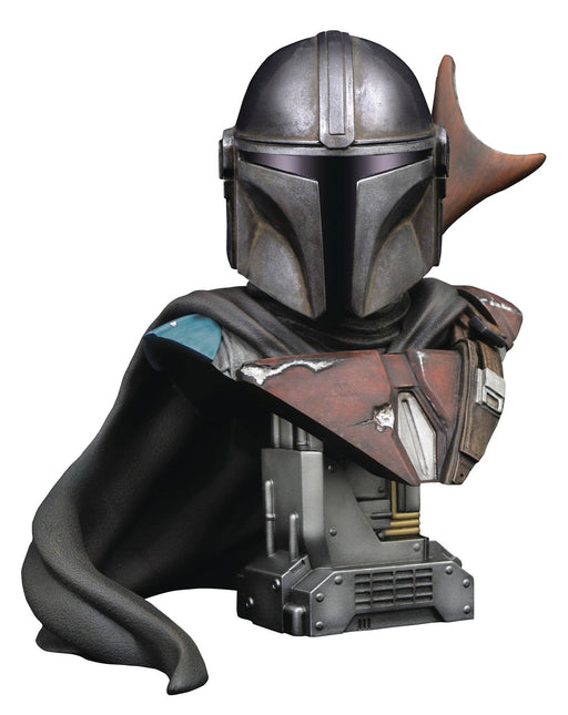 Diamond Select Toys Legends in 3D: Star Wars - The Mandalorian 1/2 Scale Bust - Sure Thing Toys